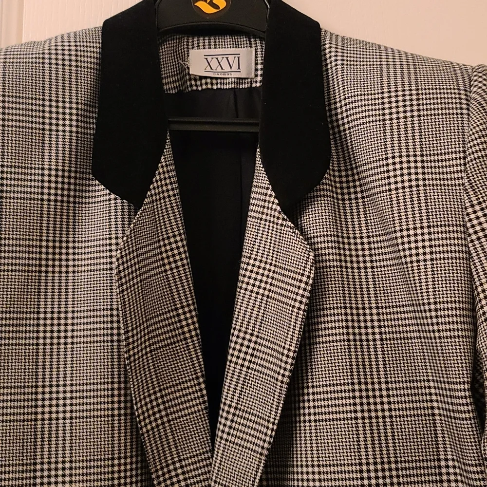 Vintage Blazer - Picture 3 of 10